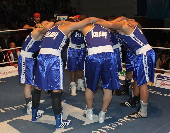 Boxen in der 1. Bundesliga (Foto: P. Grabe) Boxen in der 1. Bundesliga (Foto: P. Grabe)