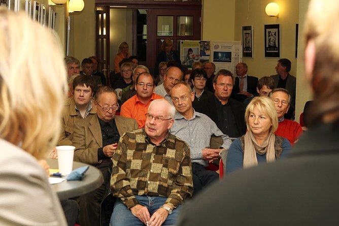 Blick in die Zuhörerschaft (Foto: nnz) Blick in die Zuhörerschaft (Foto: nnz)