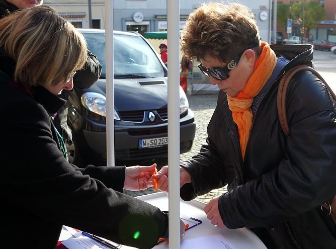 Unterschriftenaktion der Nordh&auml;user CDU (Foto: nnz)
