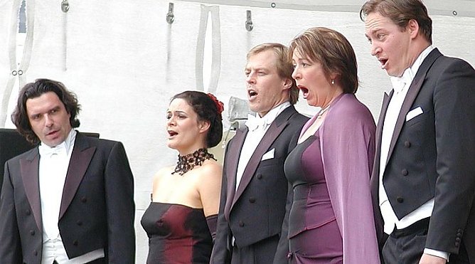 Opergala (Foto: Theater Nordhausen) Opergala (Foto: Theater Nordhausen)