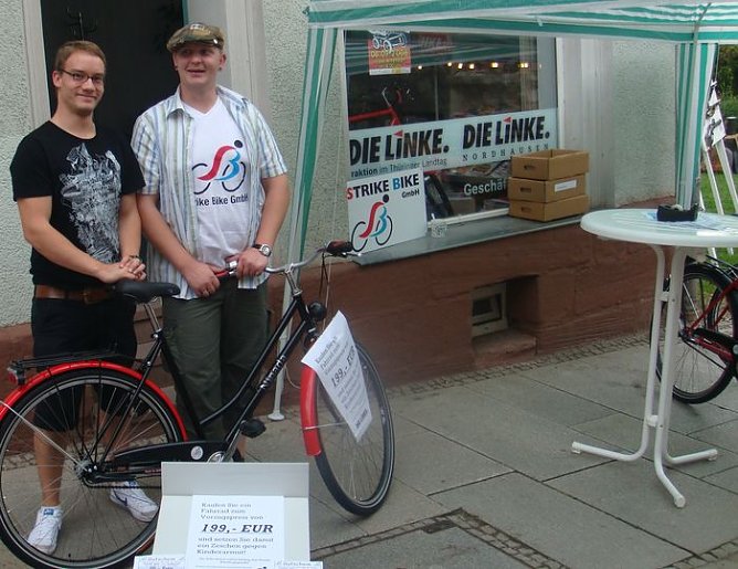 Gemeinsame Aktion (Foto: LINKE)