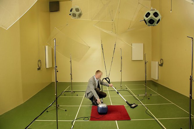 Staubsauger im Test (Foto: Stiftung Warentest)