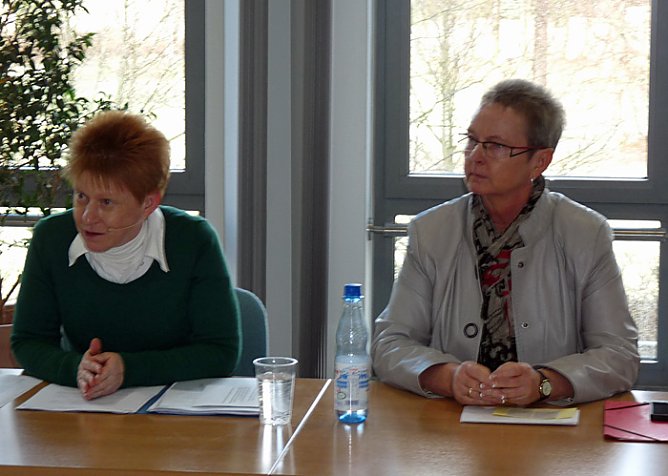 Diskussion zu NSU (Foto: Karl-Heinz Herrmann)