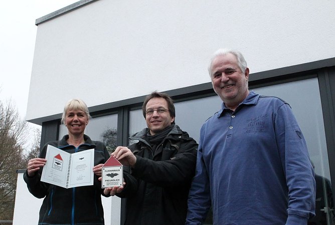 Uta und J&uuml;rgen Reinholz, Matthias Piontek (Bildmitte) (Foto: nnz)