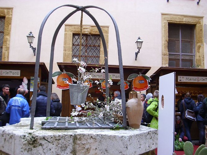 Mandelbl&uuml;tenfest (Foto: privat)