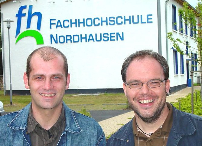 Die Ersten (Foto: Schelenhaus) Die Ersten (Foto: Schelenhaus)