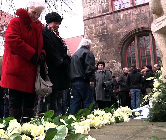 Erinnert, gedacht und gemahnt (Foto: nnz)