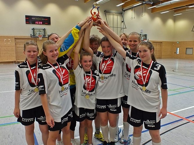 Landesmeister: weibliche Jugend D (Foto: NSV)