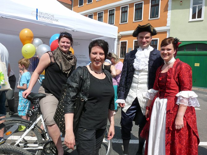 Friedenstauben über Sondershausen (Foto: Karl-Heinz Herrmann) Friedenstauben über Sondershausen (Foto: Karl-Heinz Herrmann)