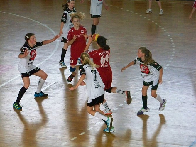 Vorrundenspiel (Foto: Sandra Arm) Vorrundenspiel (Foto: Sandra Arm)