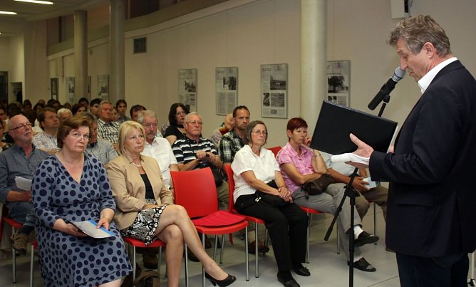 Ausstellung eröffnet (Foto: I. Bergmann|Stadtverwaltung Nordhausen) Ausstellung eröffnet (Foto: I. Bergmann|Stadtverwaltung Nordhausen)