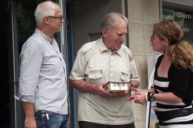 Pr&auml;sent zum Geburtstag (Foto: Kurt Frank)