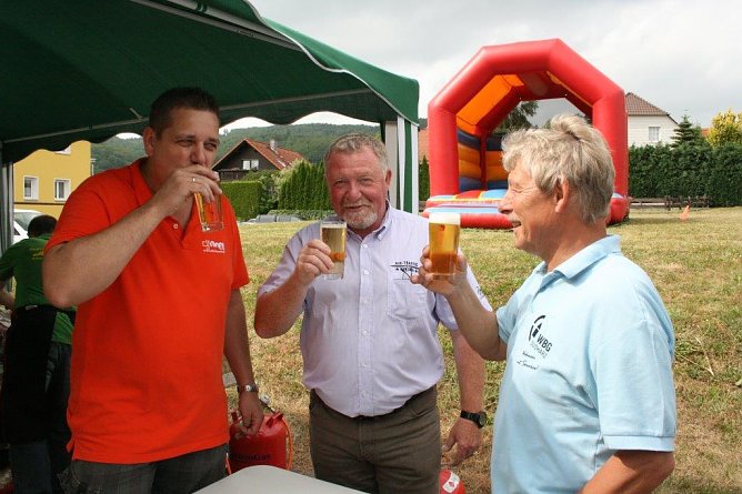 Auf gute Nachbarschaft (Foto: WBG)