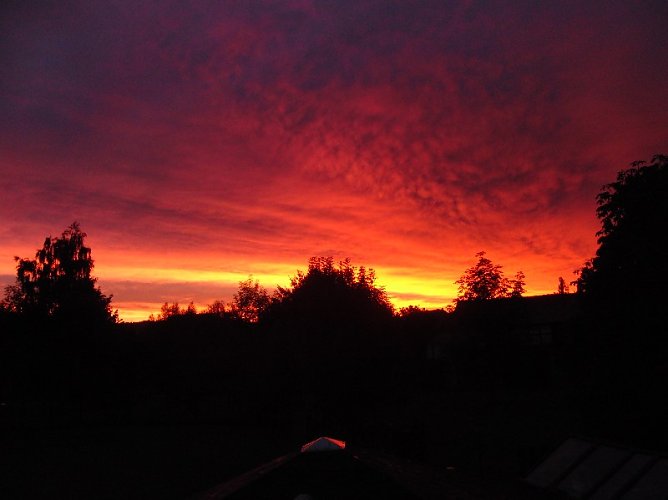 Der Himmel &uuml;ber Kehmstedt (Foto: Reinhold Klement)