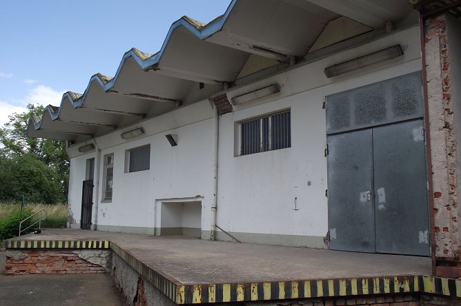 Neues Leben in alter Halle (Foto: K. Frank)