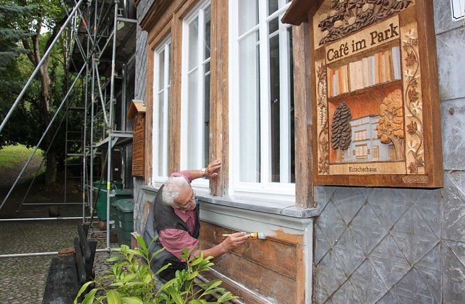 Arbeiten im Park Hohenrode (Foto: J. Piper)