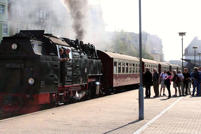 Züge müssen hier auch ankommen (Foto: J. Piper) Züge müssen hier auch ankommen (Foto: J. Piper)