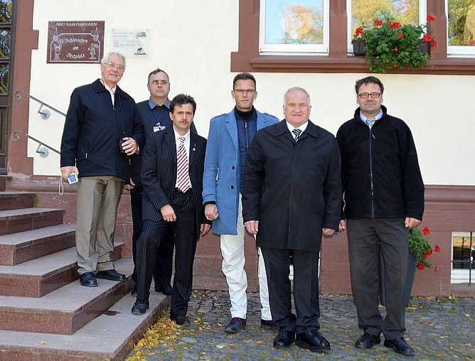 Mit dem Ehrengast unterwegs (Foto: privat) Mit dem Ehrengast unterwegs (Foto: privat)