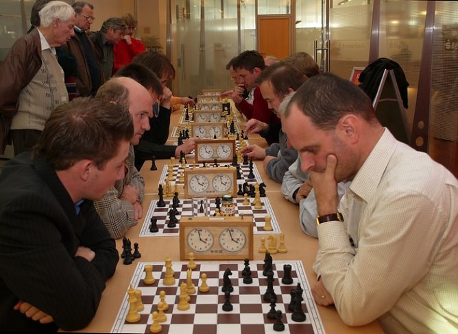 Strategen am Brett (Foto: nnz) Strategen am Brett (Foto: nnz)