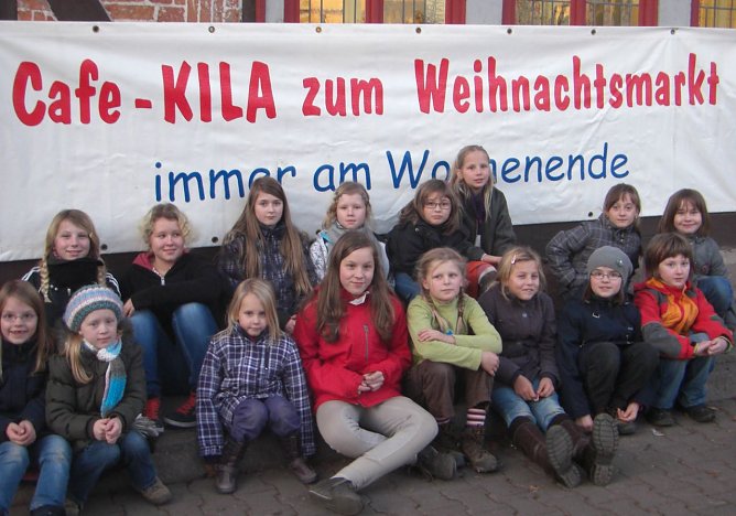 Alles klar f&uuml;r den Handwerkermarkt (Foto: F. Tuschy)