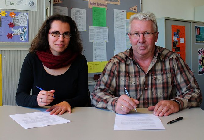 Unterzeichnet (Foto: nnz)