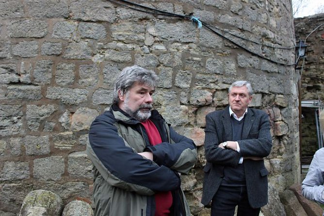 Partys auf Burg Straußberg? (Foto: Karl-Heinz Herrmann) Partys auf Burg Straußberg? (Foto: Karl-Heinz Herrmann)