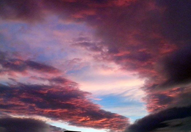 Farbenspiel am Himmel (Foto: K. Schack)