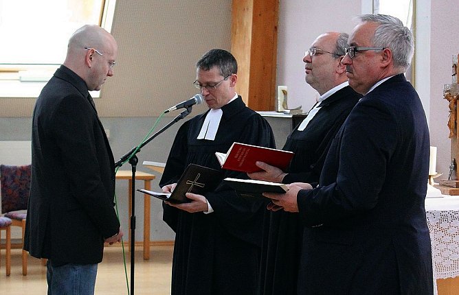 Ins Amt eingef&uuml;hrt (Foto: Diakonie)