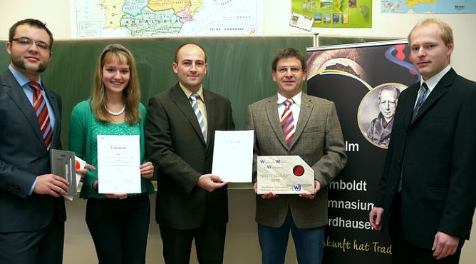 Urkunde und Preis &uuml;berreicht (Foto: nnz)