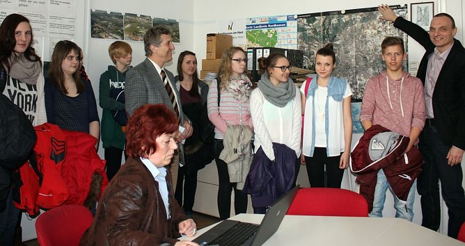 Informiert (Foto: I. Bergmann|Stadtverwaltung Nordhausen)