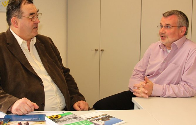 Linsel, N&uuml;&szlig;le (Foto: J. Piper)