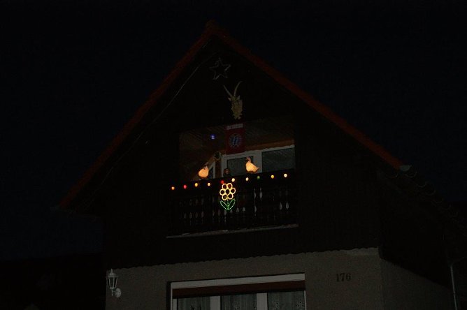 Leuchtendes Haus (Foto: Michael Randel)