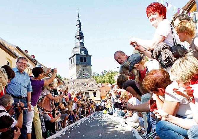 Seit 13:00 Uhr l&auml;uft Verkauf (Foto: Stadt Bad Frankenhausen)