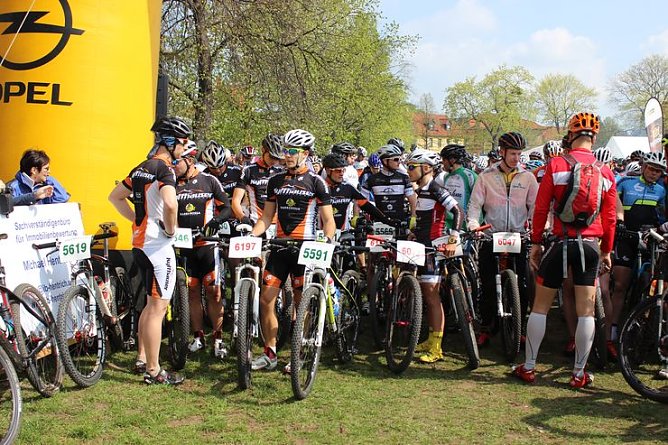 Impressionen vom Kyffh&auml;userberglauf 2014 (3) (Foto: Karl-Heinz Herrmann)