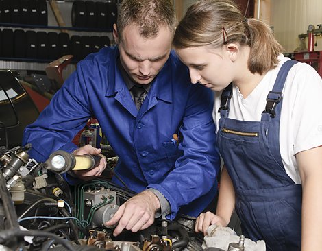 Metallbranche bietet gute Berufsperspektiven (Foto: Agentur f&uuml;r Arbeit)