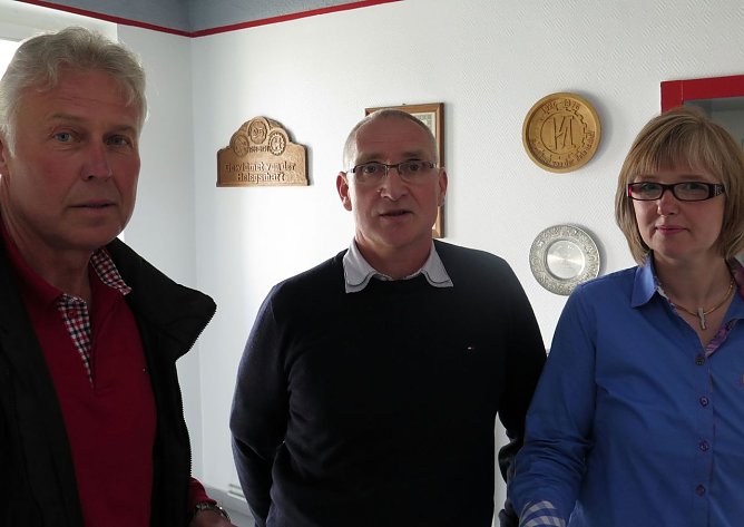 Von links: Hans-Joachim Junker, Thomas und Andrea Liebram (Foto: NUV)