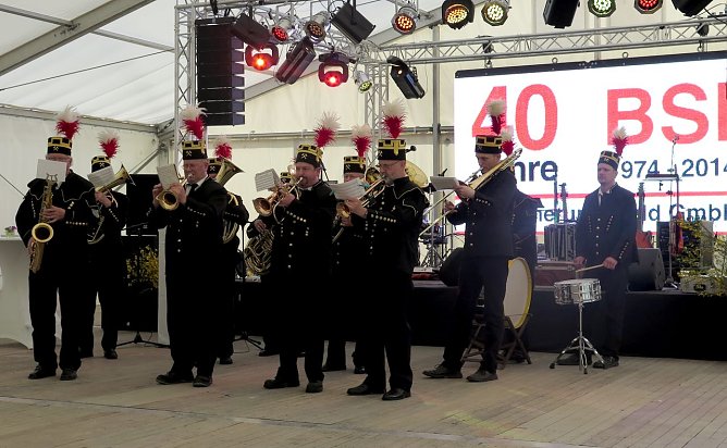 Begr&uuml;&szlig;ung (Foto: nnz)