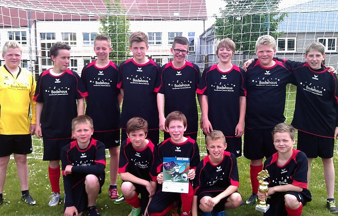 Mannschaft der WK III (Foto: privat) Mannschaft der WK III (Foto: privat)