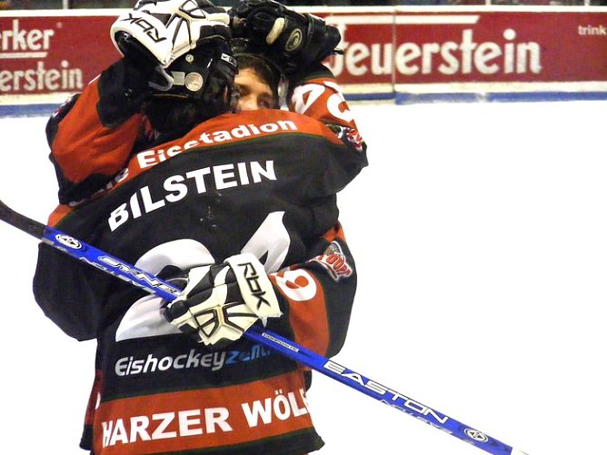 Freude &uuml;ber Sieg (Foto: Koch)