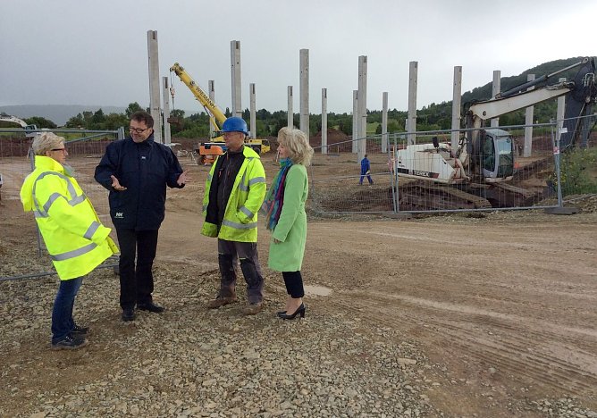 Auf der Baustelle (Foto: J. Piper) Auf der Baustelle (Foto: J. Piper)