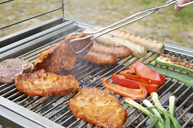 Nicht ohne Gefahren - der Grillabend (Foto: JUH Nordhausen) Nicht ohne Gefahren - der Grillabend (Foto: JUH Nordhausen)