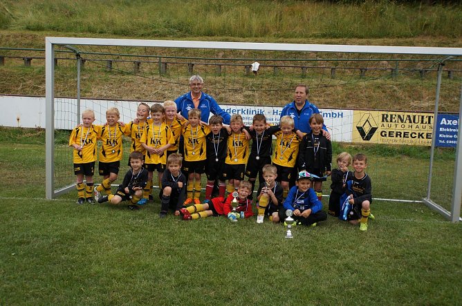 Die G-Junioren der SpG Wacker Salza (Foto: Martina Nebelung) Die G-Junioren der SpG Wacker Salza (Foto: Martina Nebelung)