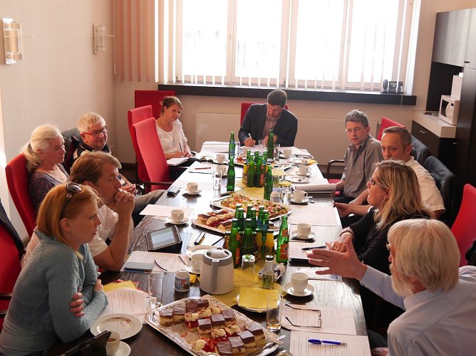 Beraten (Foto: A. Gr&uuml;ner)