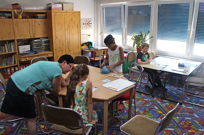 Zentrales Motto der Montessori P&auml;dagogik ist: "Hilf mir, es selbst zu tun" (Foto: Angelo Glashagel)