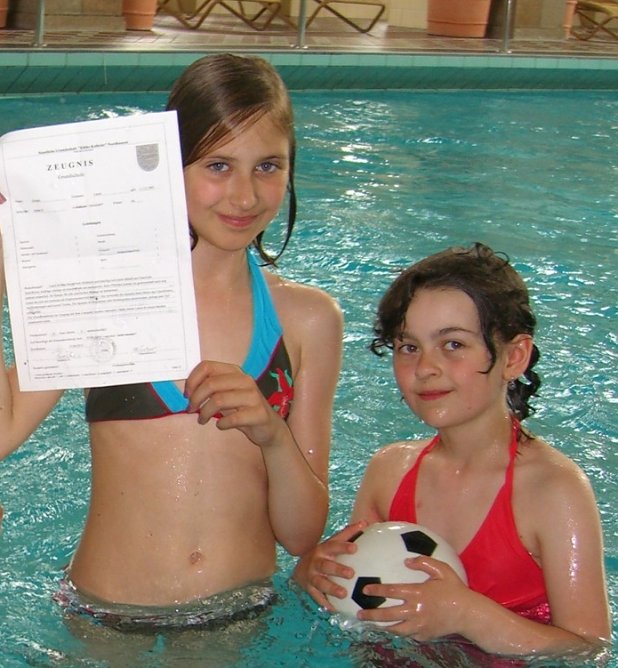 Badespa&szlig; f&uuml;r Einser-Sch&uuml;ler (Foto: Badehaus)