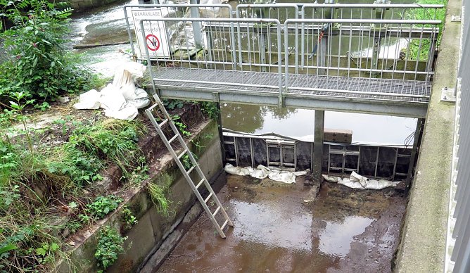 Das Wehr ist dicht - Privatwohl vor Gemeinwohl? (Foto: nnz) Das Wehr ist dicht - Privatwohl vor Gemeinwohl? (Foto: nnz)