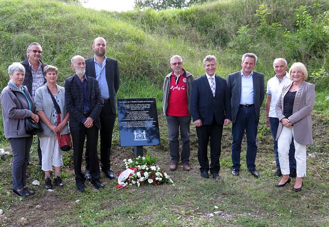 Gemeinsam gedacht (Foto: nnz)