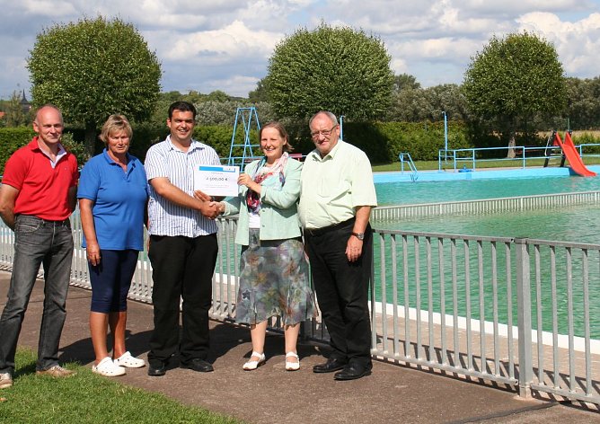 Bescheid &uuml;bergeben (Foto: privat)