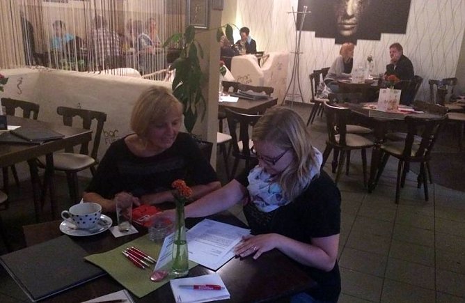 Ungewöhnliche Aktion (Foto: LINKE) Ungewöhnliche Aktion (Foto: LINKE)