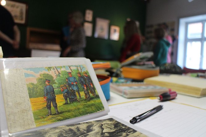 Unterricht am anderen Ort (Foto: Angelo Glashagel)